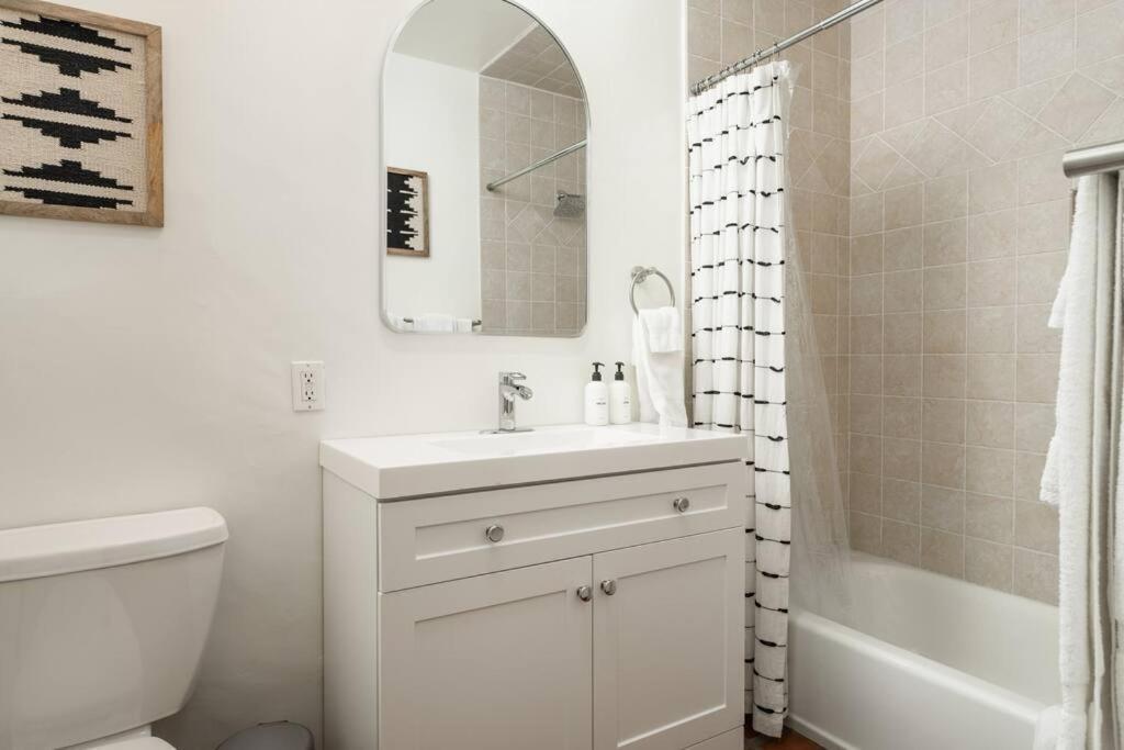 Holiday home 1 Bedroom Casita - Casa Blanca Montecito